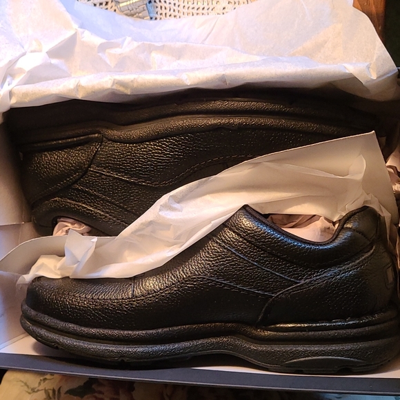 Rockport Other - NWT Rockport classic shoe